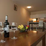 Ξενοδοχείο με διαμερίσματα Life Family