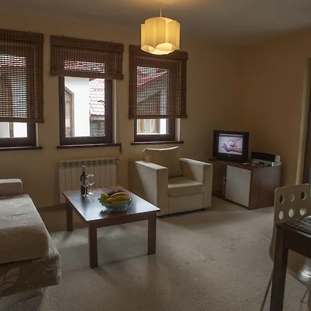Life Family Aparthotel Pamporovo