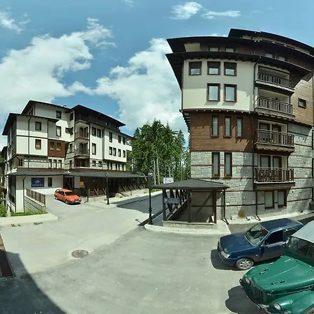 Aparthotel Life Family 3*